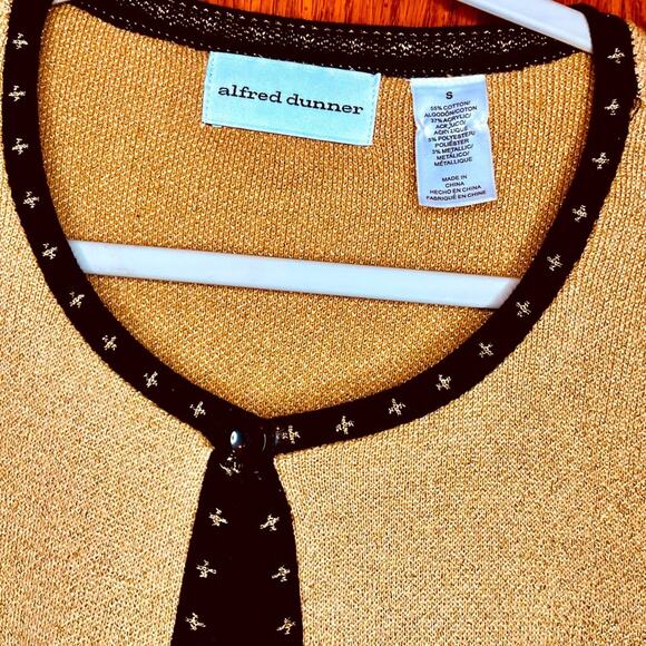 Alfred Dunner Gold Metallic and Black Sweater Set Size Small - Picture 3 of 8